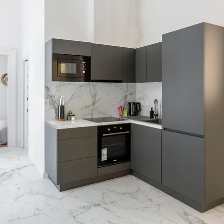 Appartement Luxurious Prestige Next To The New York Cafe