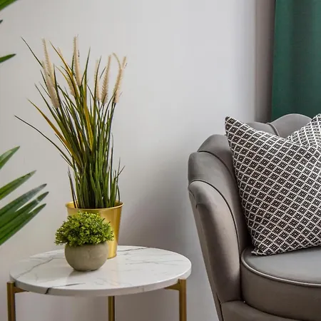 Apartmán Luxurious Prestige Next To The New York Cafe *