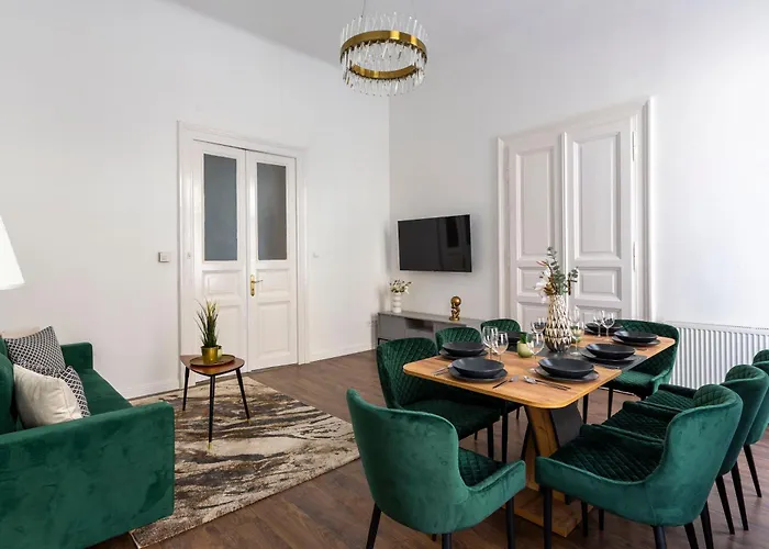 Apartman Luxurious Prestige Next To The New York Cafe