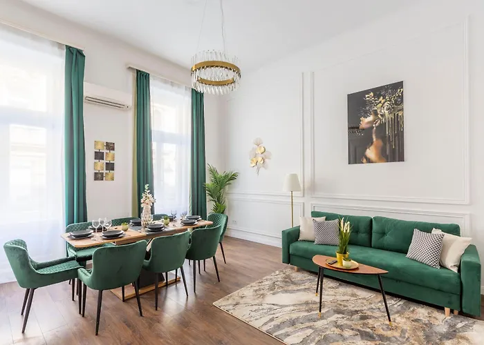 Apartman Luxurious Prestige Next To The New York Cafe *