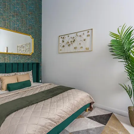 Luxurious Prestige Next To The New York Cafe Βουδαπέστη
